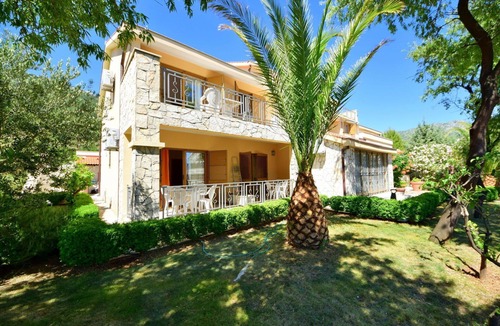 Stankovici Apartment | Lovely apartment for 4 guests with pool, WIFI, A/C, TV, terrace and pets allowed