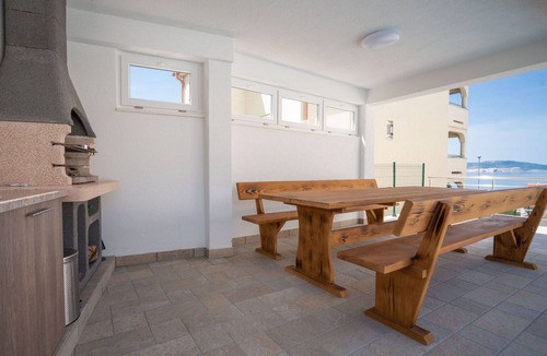 Klenovica Apartment | Lovely apartment for 4 guests with A/C, WIFI, pool, TV and terrace