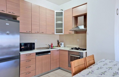 Maslenica Apartment | Lovely apartment for 4 people with WIFI, A/C, TV and terrace