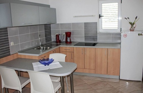 Umac Apartment | Lovely apartment for 4 people with A/C, WIFI, TV and balcony