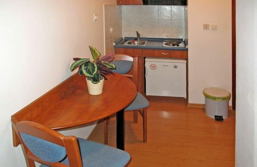 Mali Ston Apartment | Lovely apartment for 5 people with WIFI, pool, A/C, TV, terrace and pets allowed