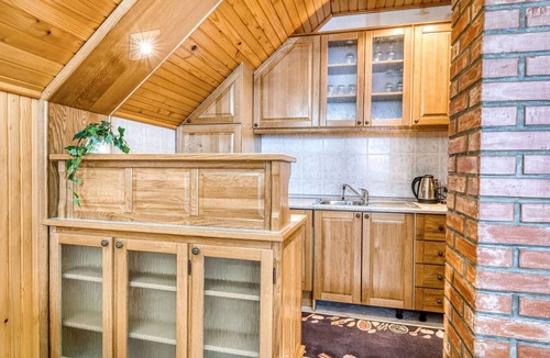 Brod Moravice Apartment | Lovely apartment for 4 guests with WIFI, hot tub, TV and balcony