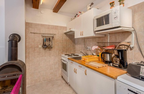 Banjol Apartment | Lovely apartment in Banjol with WiFi