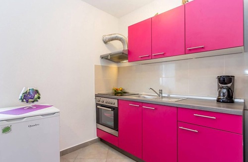 Draga Bascanska Apartment | Lovely apartment in Baska with WiFi