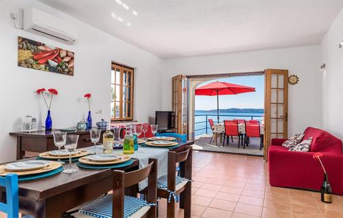 Jablanac Apartment | Lovely Apartment In Jablanac With Wifi