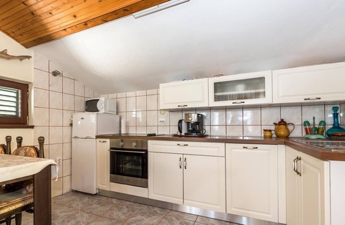 Jadrija Apartment | Lovely apartment in Jadrija with WiFi