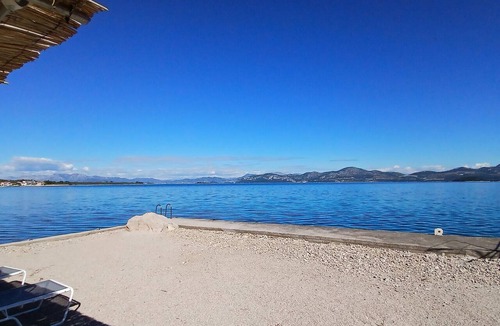 Drace Apartment | Lovely apartment in Janjina with house sea view