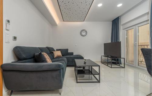 Metajna Apartment | Lovely Apartment In Metajna With House Sea View