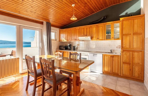 Tice Apartment | Lovely apartment in Nemira with house sea view