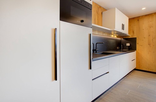 Tisina Apartment | Lovely apartment in Rogasovci with sauna