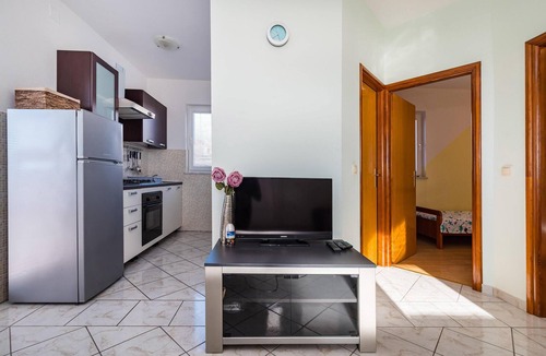 Rtina Apartment | Lovely apartment in Rtina with WiFi