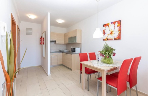 Selce Apartment | Lovely apartment in Selce with WiFi