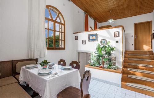 Sveti Juraj Apartment | Lovely Apartment In Sveti Juraj