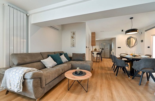 Ludbreg House | Lovely home in Vinogradi Ludbreski with sauna