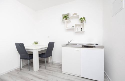 Kastel Kambelovac House | Lovely home in Kastel Kambelovac
