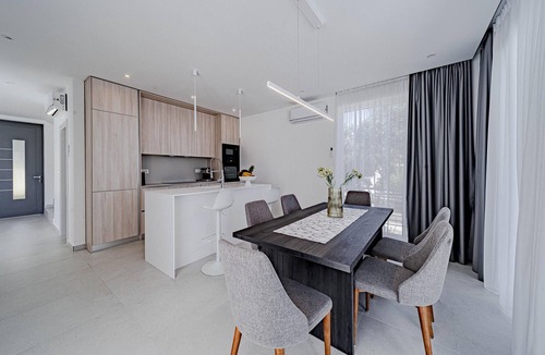 Blato House | Lovely home in Blato with sauna