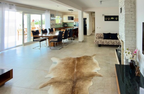 Celina House | Lovely home in Celina with private swimming pool, can be inside or outside