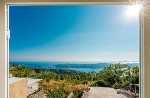 Dubrovacko Primorje House | Lovely home in Dubravica