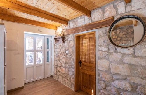 Imotski House | Lovely home in Glavina donja