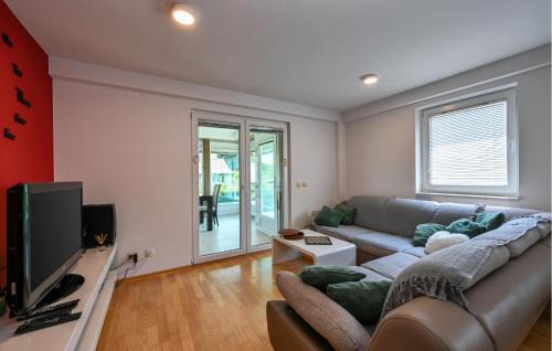 Ivanec House | Lovely Home In Ivanec