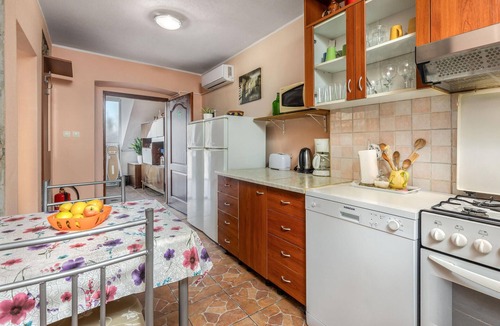 Jadranovo House | Lovely home in Jadranovo