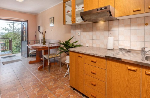 Jadranovo House | Lovely home in Jadranovo