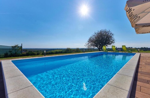 Bjelovar House | Lovely Home In Kupinovac