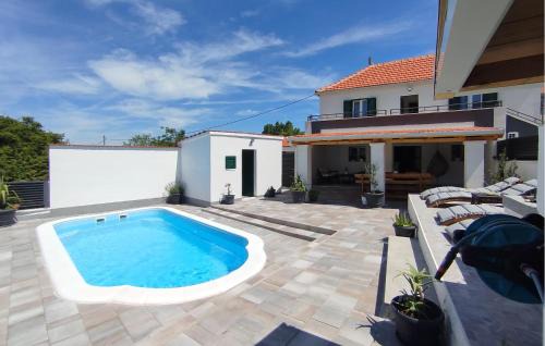 Ljubitovica House | Lovely Home In Ljubitovica
