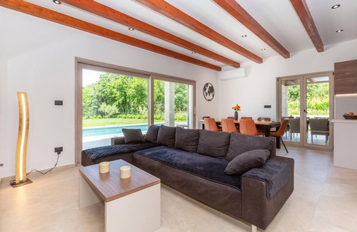 Santalezi House | Lovely home in Nedescina