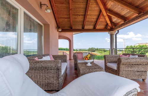 Rosini House | Lovely home in Nova Vas