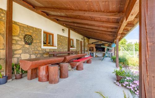 Velika House | Lovely Home In Oljasi With Sauna