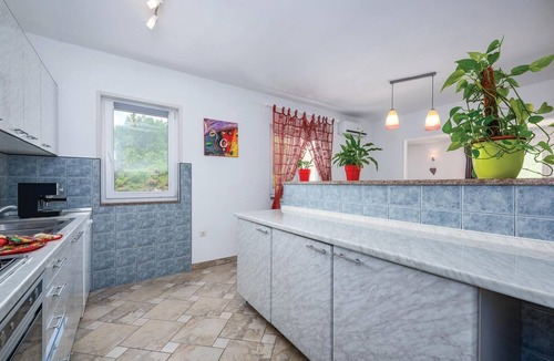 Pican House | Lovely home in Podpican