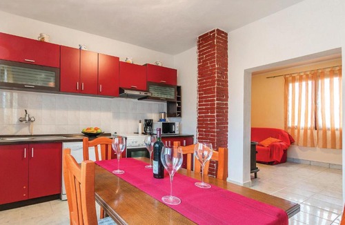 Sikici House | Lovely Home In Sikici With Wifi