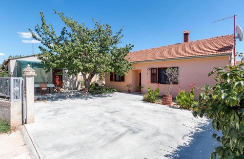 Sikici House | Lovely Home In Sikici With Wifi