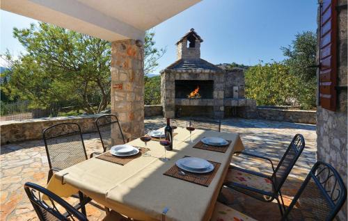 Stari Grad House | Lovely Home In Stari Grad