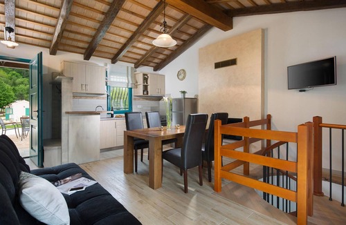 Trviz House | Lovely home in Trviz with swimming pool