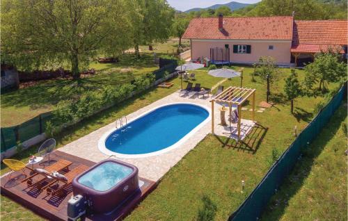 Unesic House | Lovely Home In Unesic