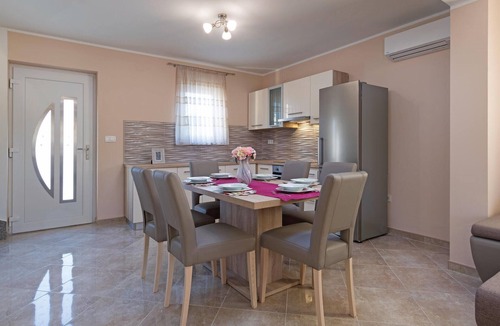 Barbariga House | Lovely home in Vodnjan