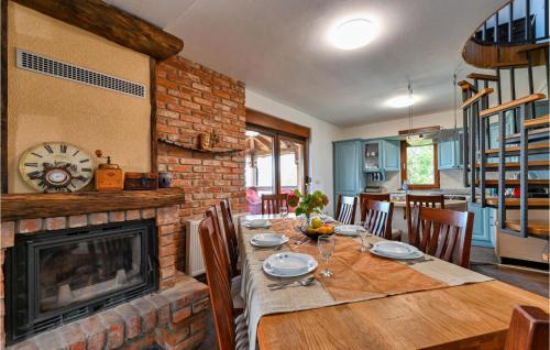 Medimurje House | Lovely Home In Zelezna Gora With Sauna
