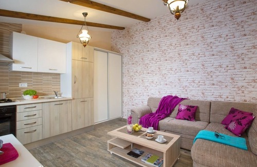 Fazana Villa | Lovely Newly Built Round Cottage with A/C and Private Pool and close to the Beach !