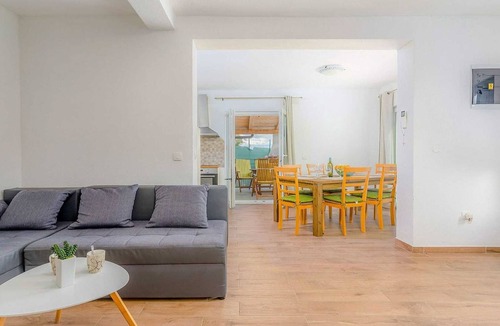 Rakotule Villa | Lovely villa with swimming pool