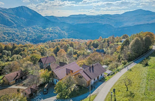 Kostel Apartment | Lukec Homestead Adventure Studio Meta, Kostel, Slovenia