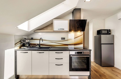 Podsreda House | Lux Apartment close to castle Podreda with balcony 2 unit
