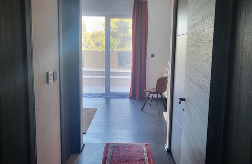 Postira Apartment | Luxurious apartment in charming fishing village Postira with private Pool.