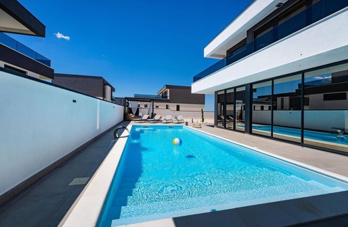 Zemunik Donji House | Luxurious home in Zemunik Gornji