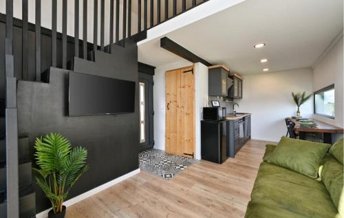 Strigova House | Luxurious Home In Banfi With Sauna