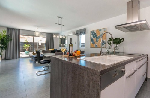 Biograd na Moru House | Luxurious home in Biograd