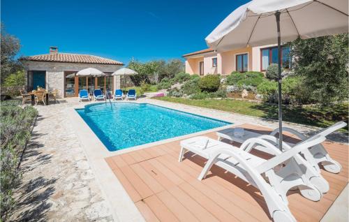 Kastel House | Luxurious Home In Buje
