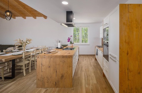 Kastel House | Luxurious home in Buje
