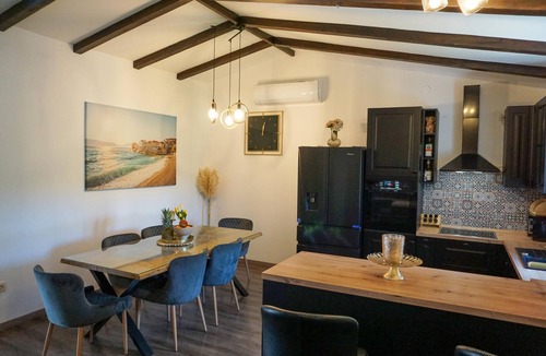 Central Dalmatia House | Luxurious home in Cista Velika
